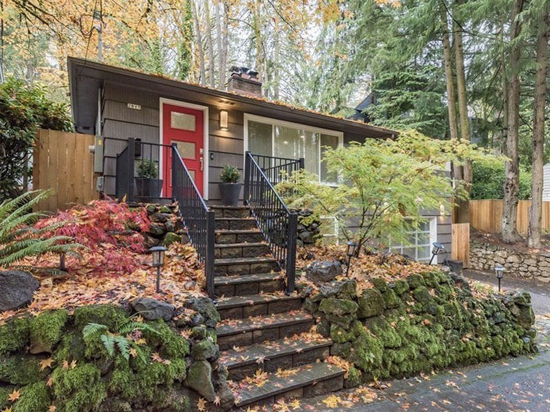 OregonLive: On the market: Homes for sale at West Linn and Lake Oswego’s average price of $812,700