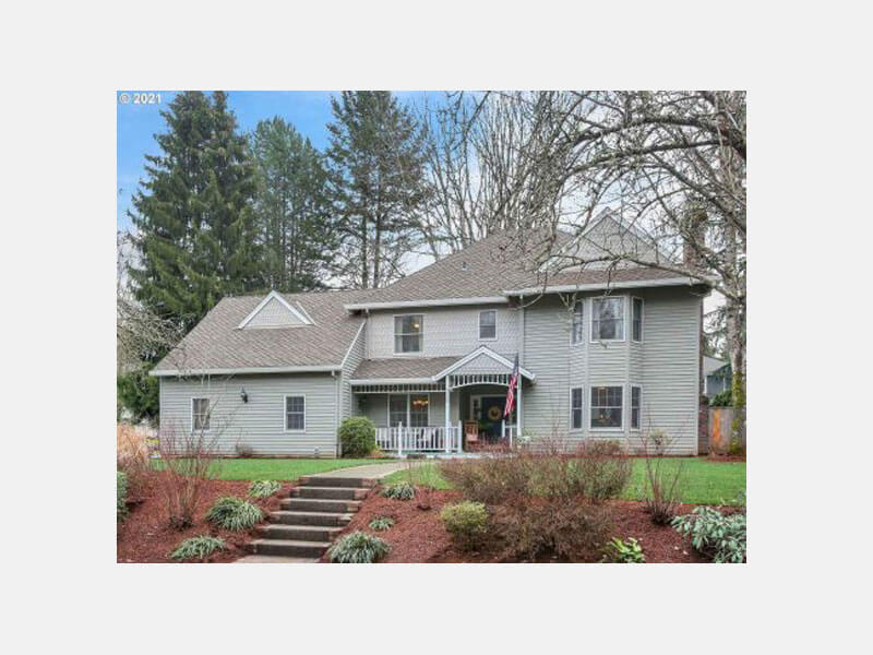 Bollyinside: On the Market: Homes for Sale in West Linn and Lake Oswego Average Price of $ 812,700